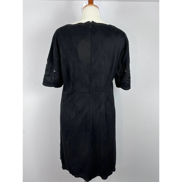 Bar III Black Embroidered Faux Suede Mini Shift Dress Size Large - Picture 8 of 13